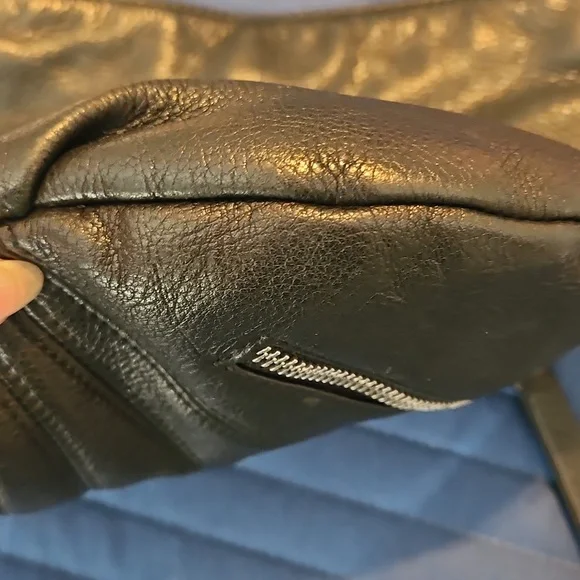 B. Makowsky Leather Shoulder Bag with Zipper Accents - Picture 6 of 7